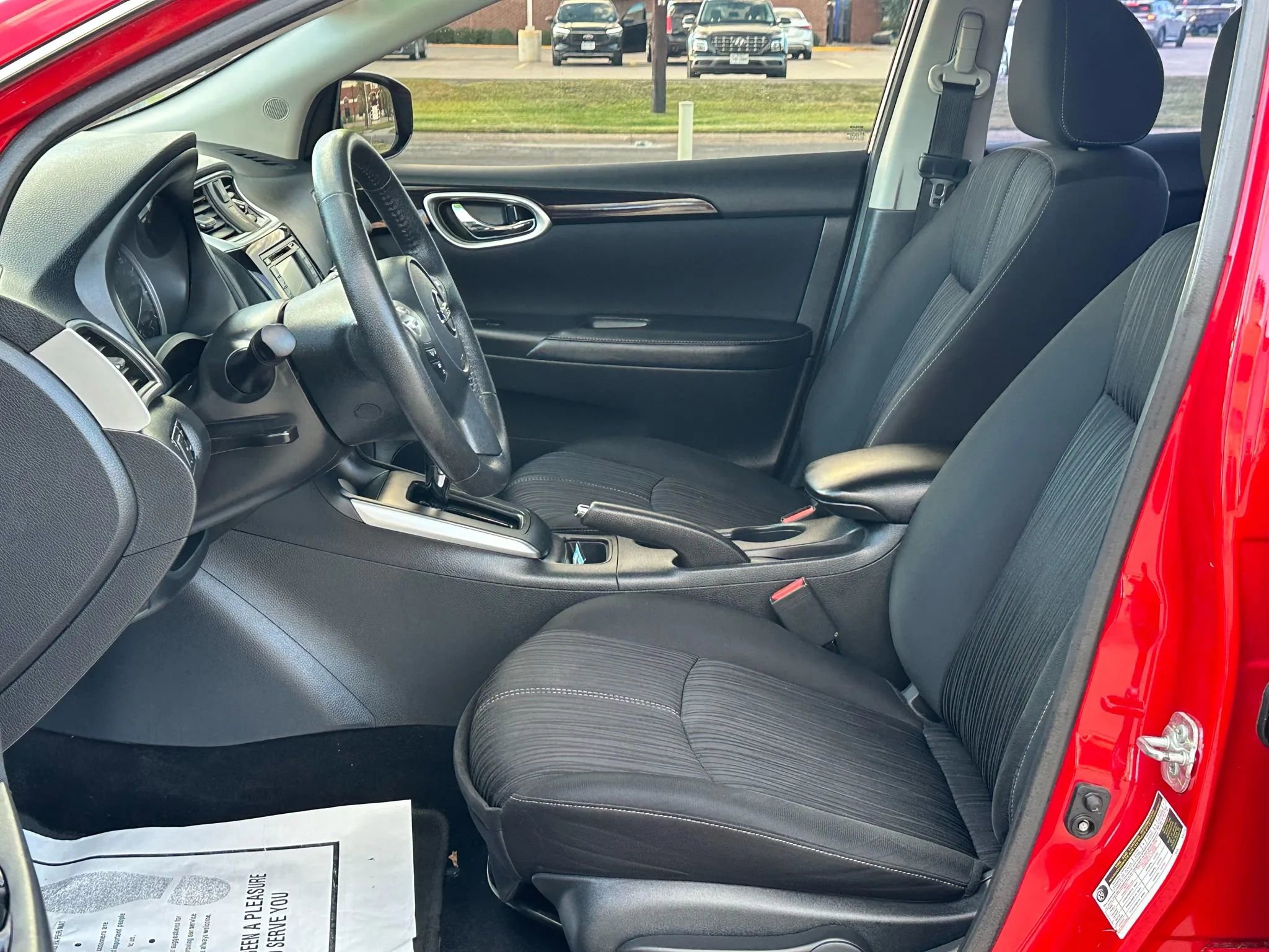 Used 2018 Nissan Sentra SV w/ Premium Package (P01) image 10