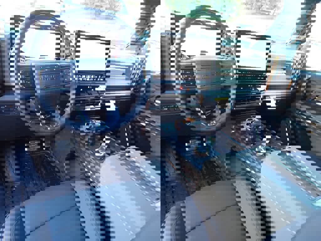 Used 2025 GMC Hummer EV 3X w/ LPO, Sport Package image 14