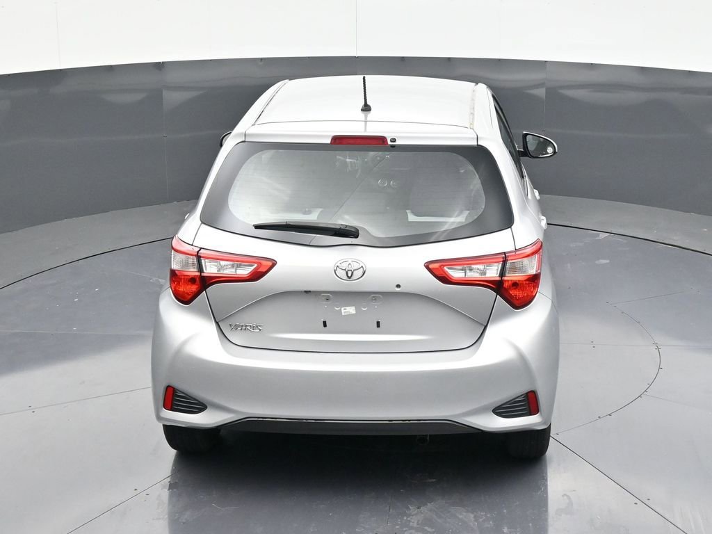 Used 2018 Toyota Yaris L FWD image 15