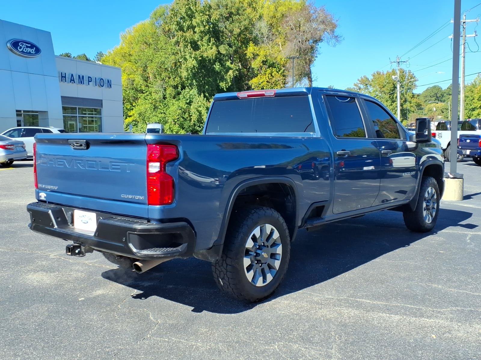 Used 2025 Chevrolet Silverado 2500 Custom w/ Custom Value Package AWD/4WD image 25