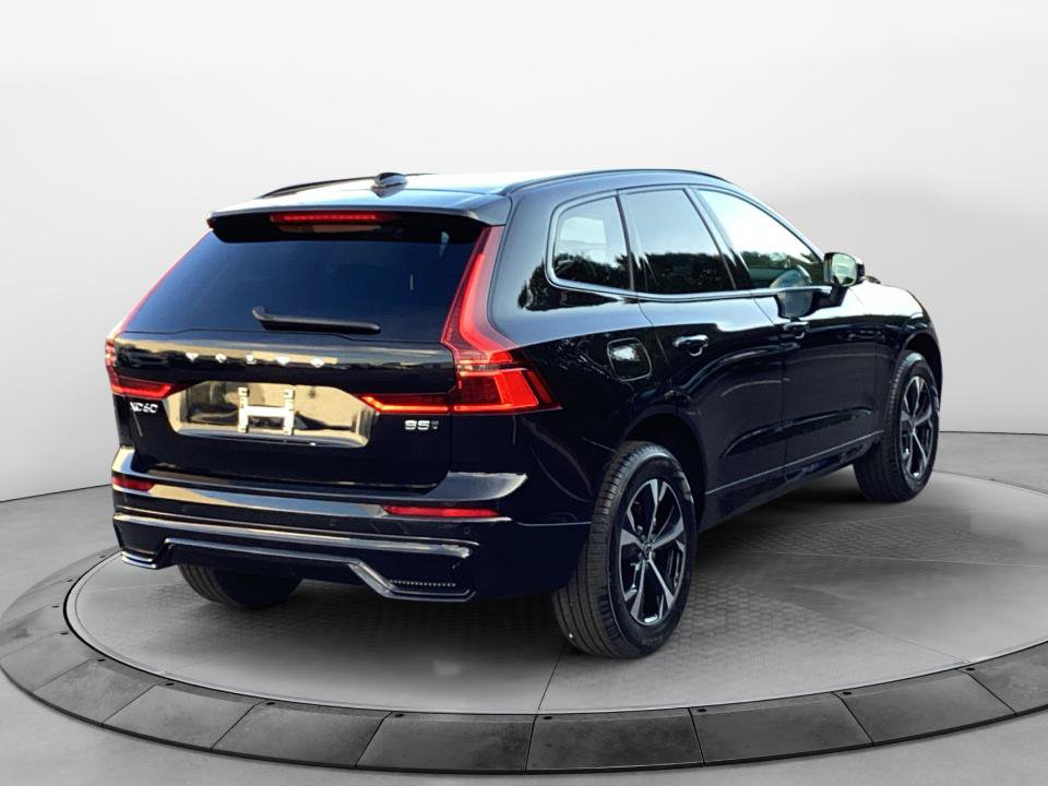 New 2027 Volvo XC60 B5 Core AWD/4WD image 7
