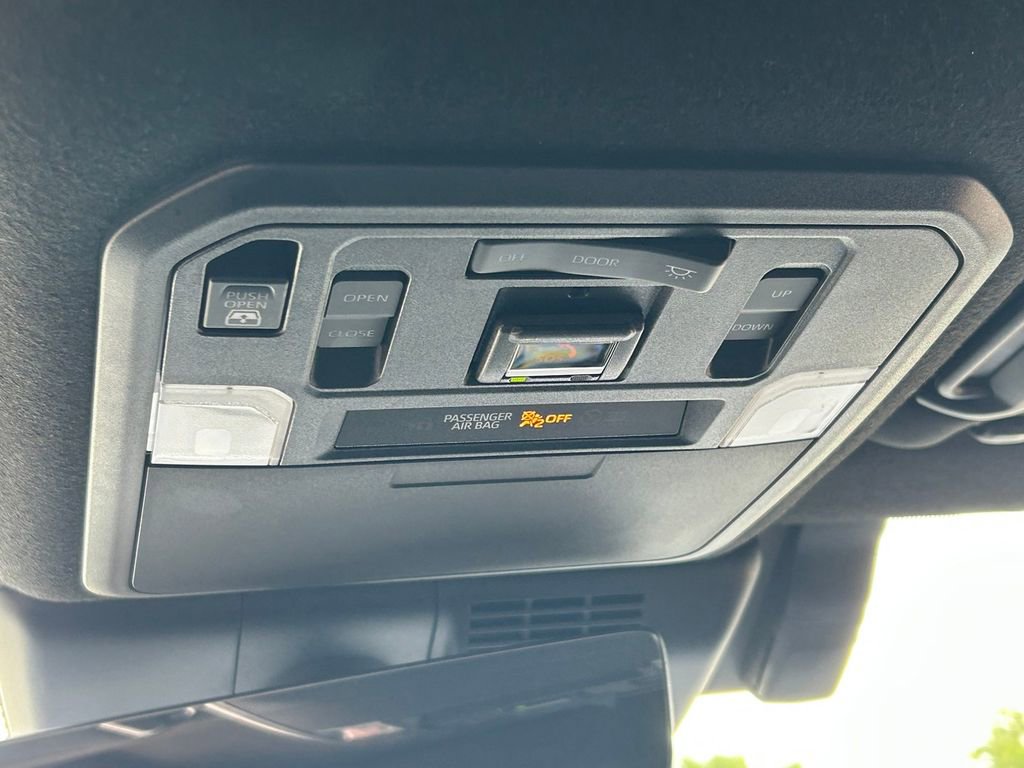 Used 2025 Toyota 4Runner 4WD image 21