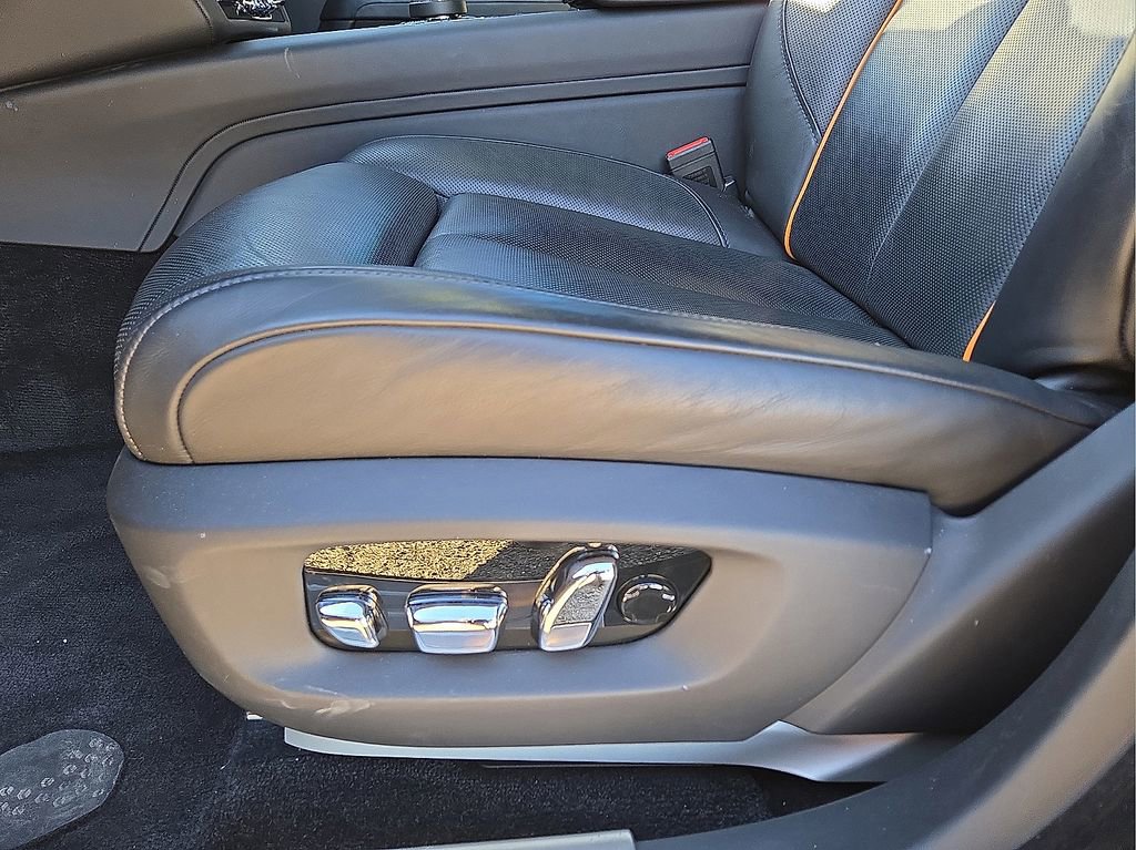 Used 2023 Rolls-Royce Ghost image 24