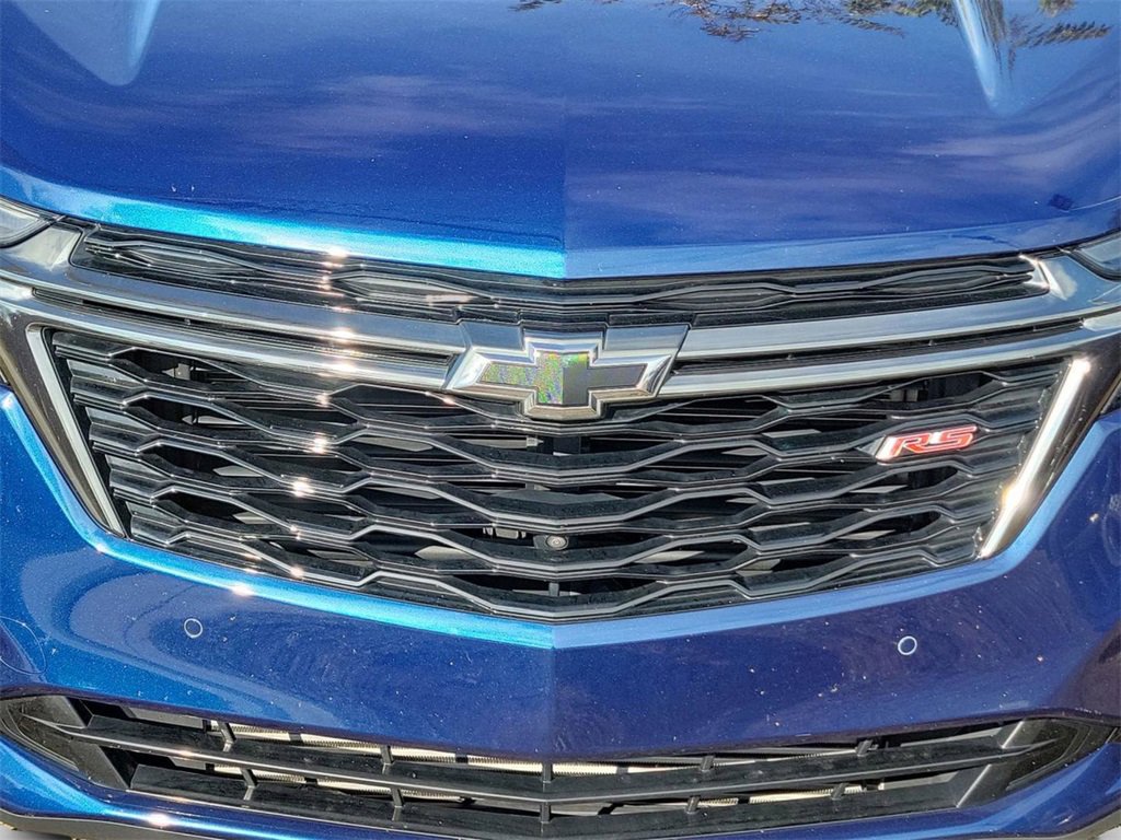 Used 2023 Chevrolet Equinox RS w/ RS Leather Package image 10