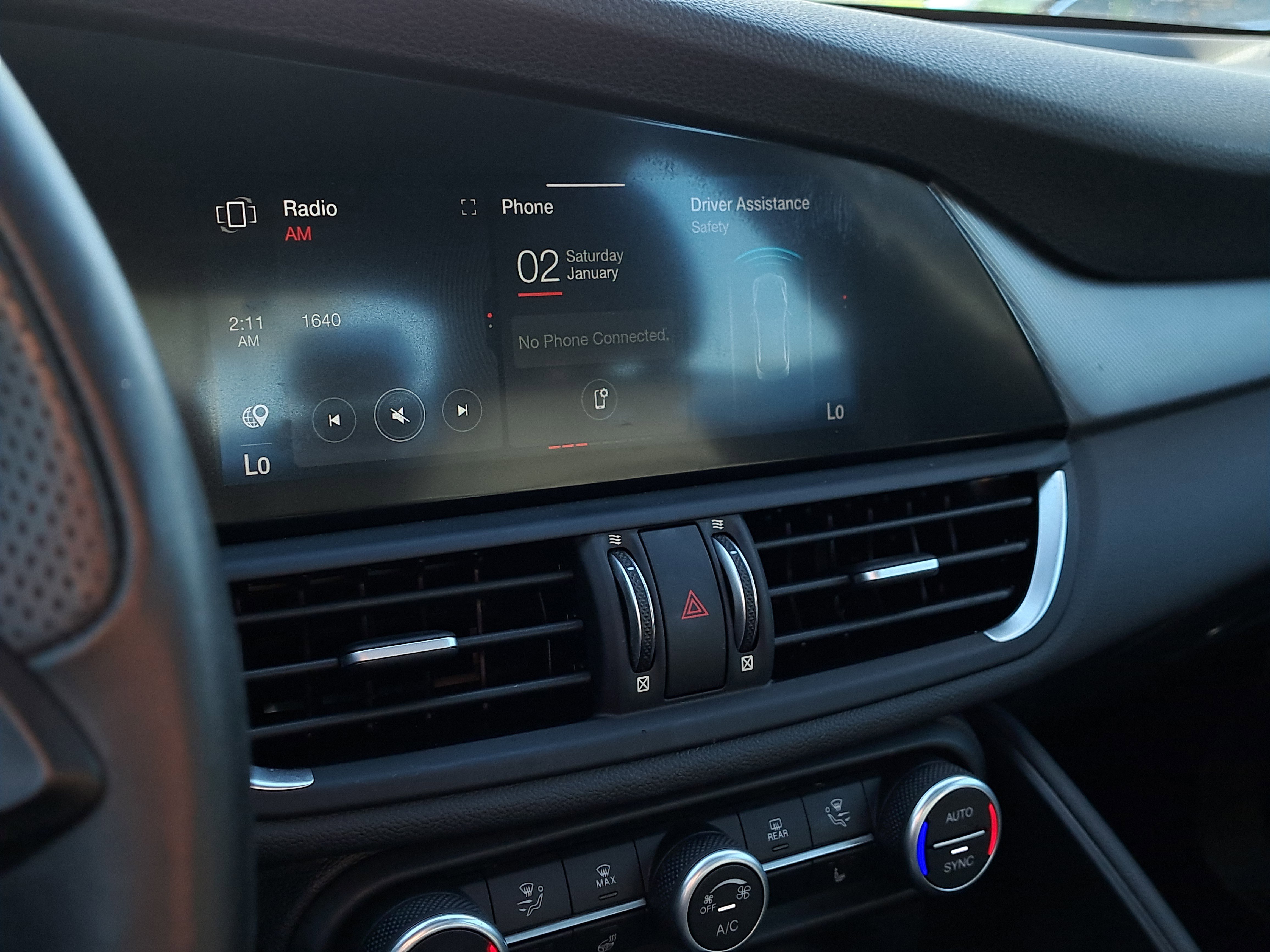 Used 2020 Alfa Romeo Giulia Ti Sport w/ Quick Order Package 22S Sport image 27