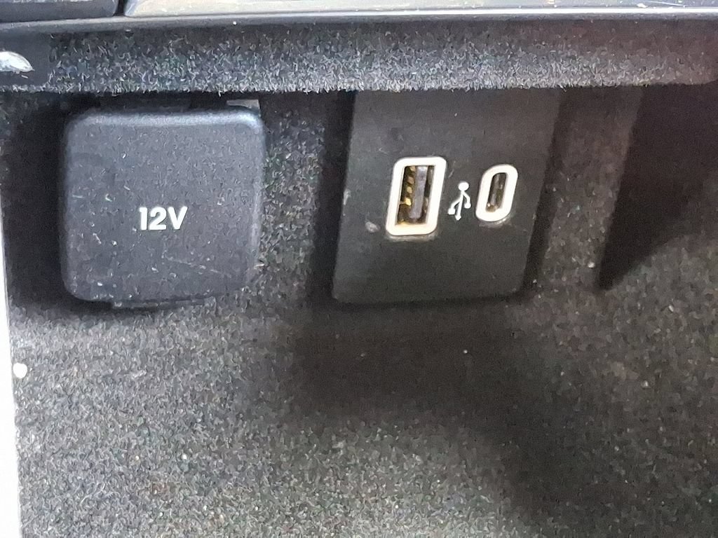 Used 2022 Lincoln Corsair AWD w/ Equipment Group 101A image 25