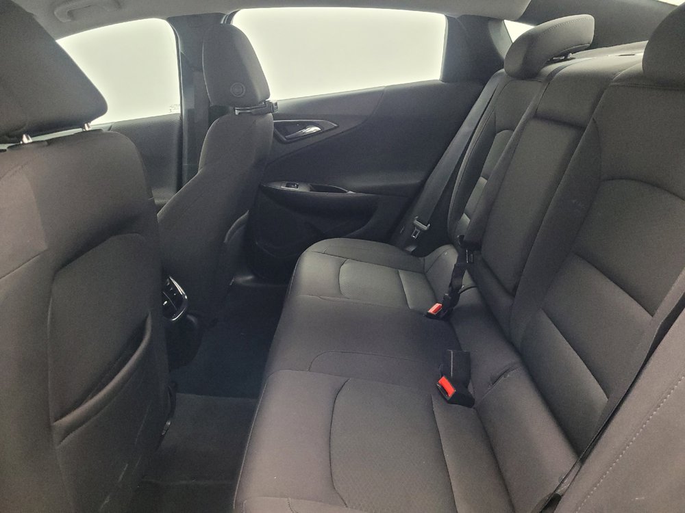 Used 2018 Chevrolet Malibu LT w/ LPO, Convenience Package 2 FWD image 18