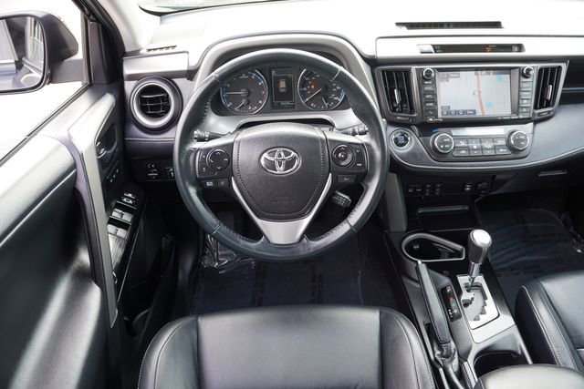 Used 2016 Toyota RAV4 Limited w/ Advanced Technology Package image 19