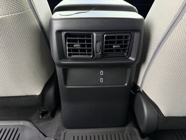 New 2026 Toyota 4Runner SR5 AWD/4WD image 33