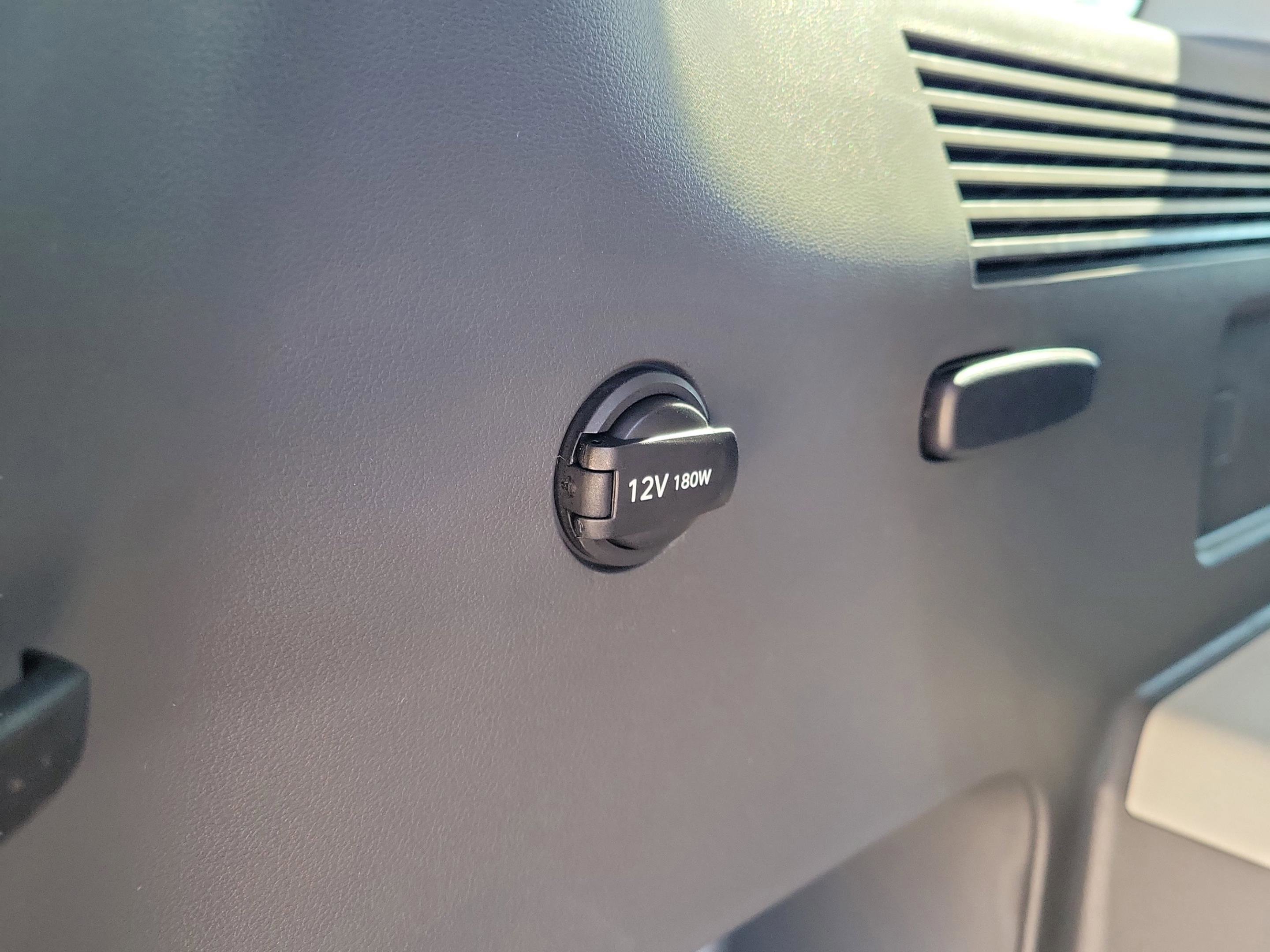 New 2026 Hyundai Santa Fe SE image 6