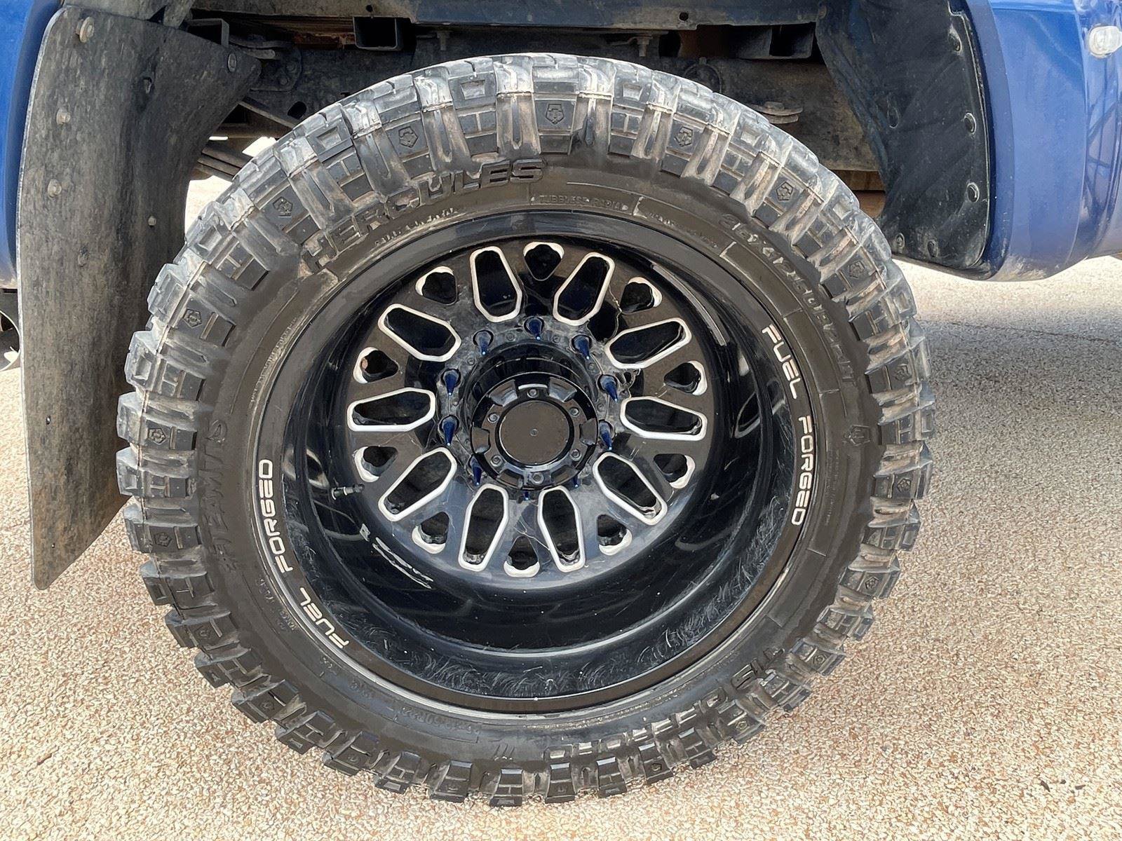 Used 2022 Ford F450 Platinum w/ FX4 Off-Road Package AWD/4WD image 36