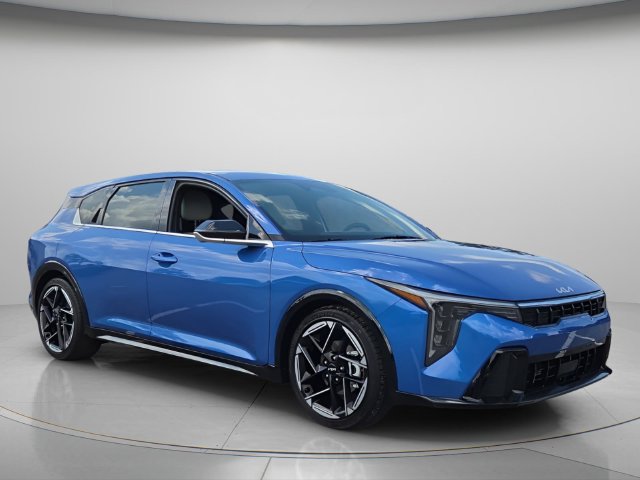 New 2026 Kia K4 EX FWD image 3
