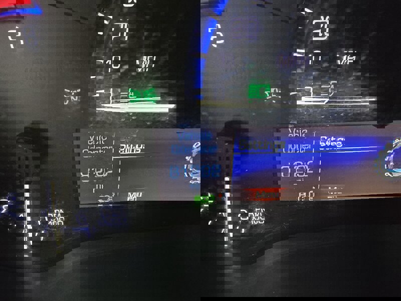 Used 2015 Cadillac SRX Luxury w/ Driver Awareness Package image 21