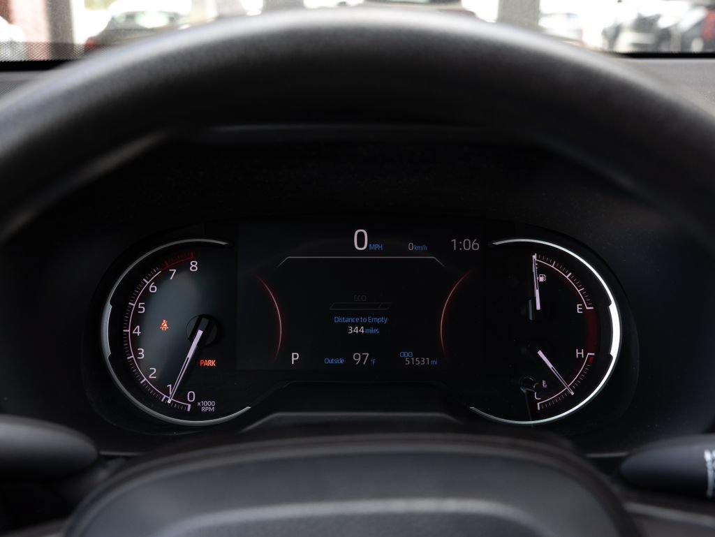 Used 2024 Toyota RAV4 LE AWD/4WD image 15