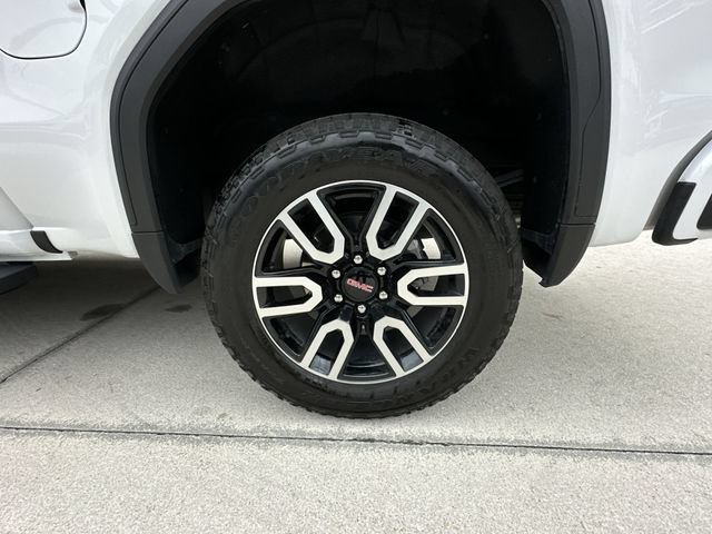 Certified 2025 GMC Sierra 1500 AT4 w/ Technology Package AWD/4WD image 18