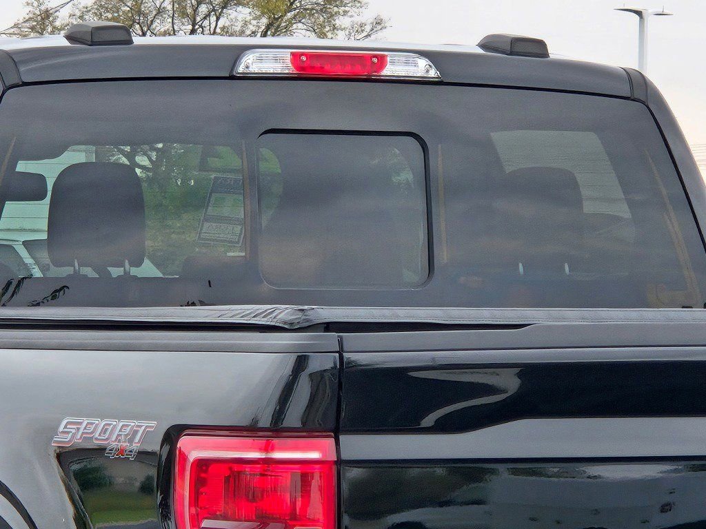 Certified 2022 Ford F150 XLT w/ Equipment Group 302A High image 16