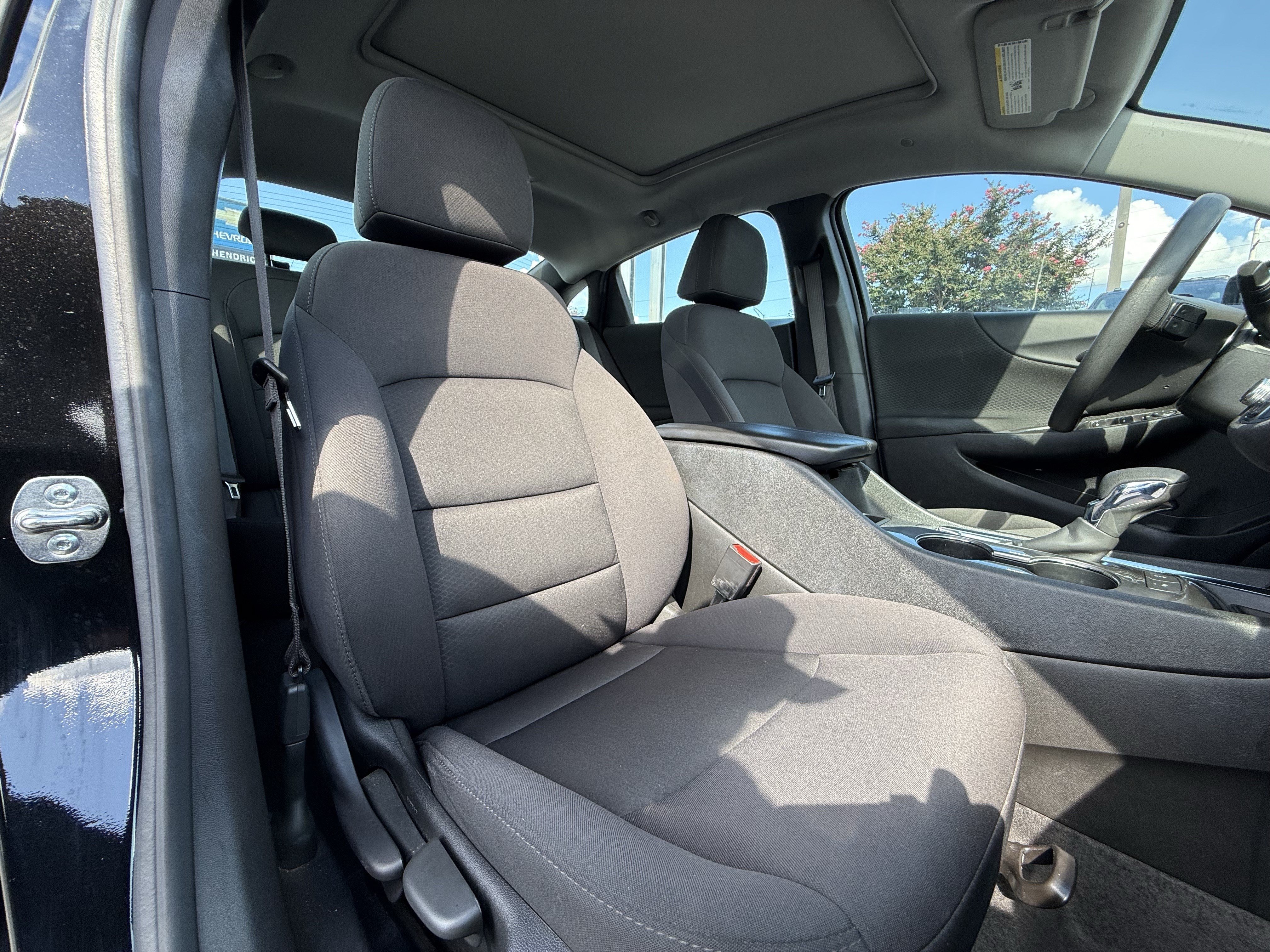 Used 2024 Chevrolet Malibu LT FWD image 34