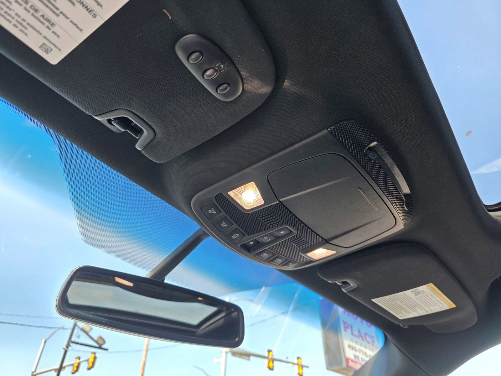 Used 2017 Lincoln MKX Select image 20