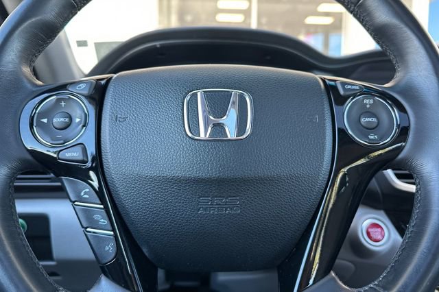 Used 2017 Honda Accord EX-L image 24