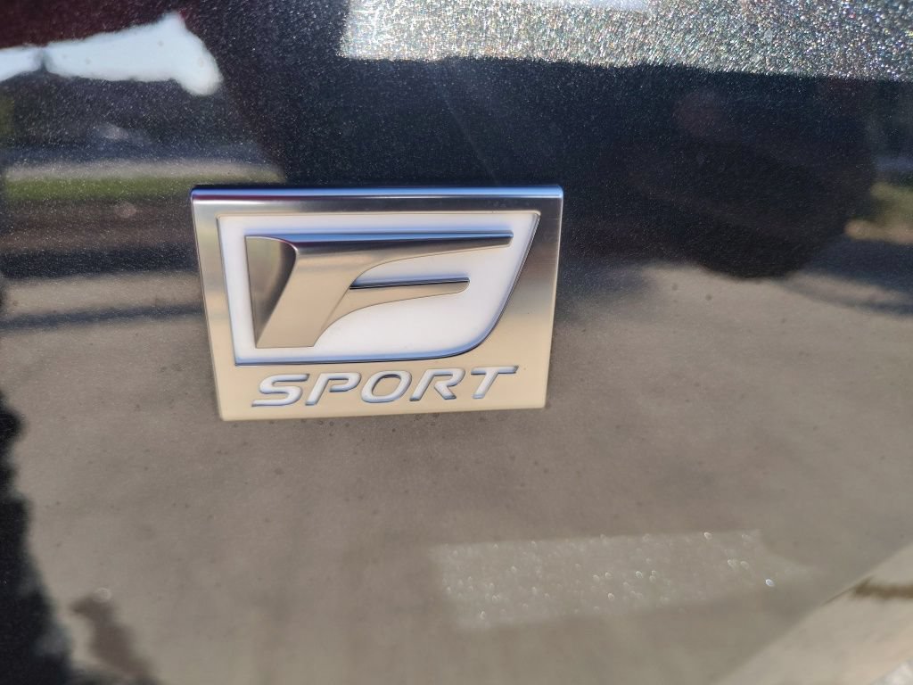 Used 2022 Lexus IS 350 F Sport RWD image 19