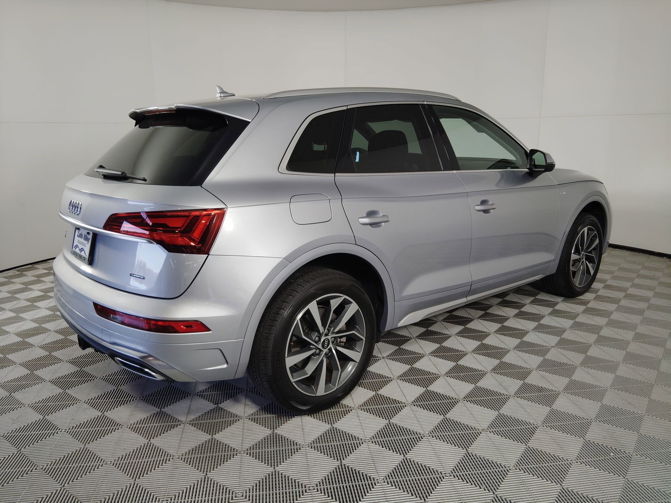 Used 2022 Audi Q5 2.0T Premium Plus w/ Premium Plus Package image 8