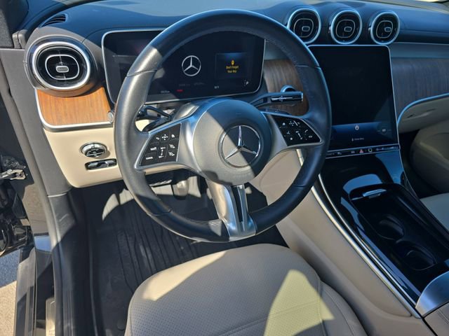 Used 2024 Mercedes-Benz GLC 300 4MATIC image 16