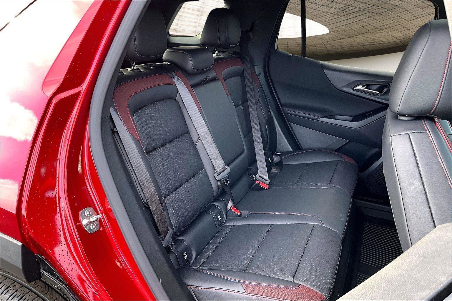 New 2026 Chevrolet Equinox RS image 9