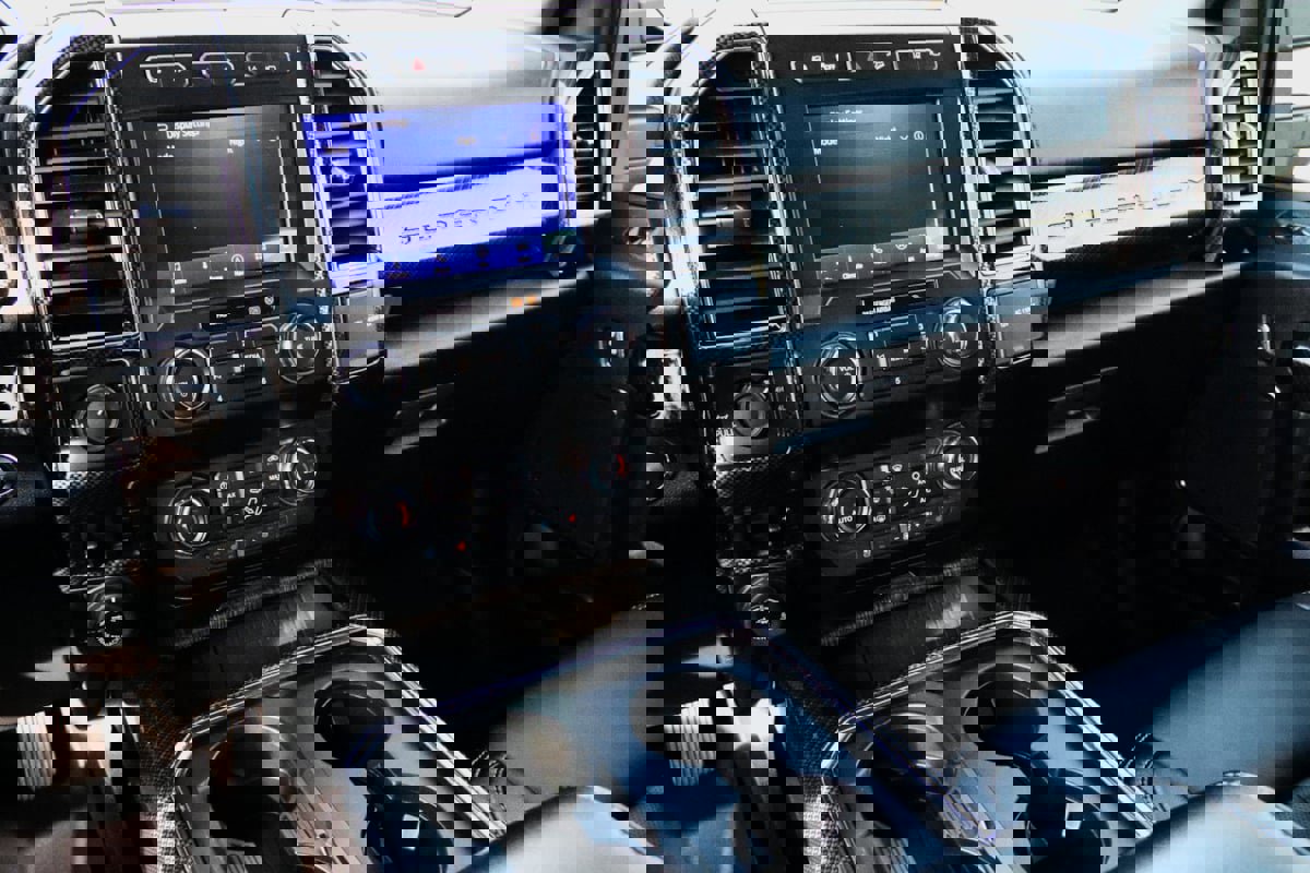 Used 2021 Ford F250 Lariat w/ Lariat Ultimate Package image 40