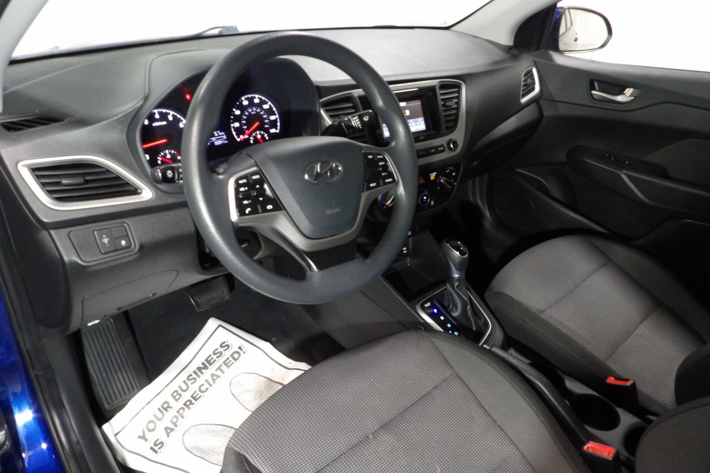 Used 2020 Hyundai Accent SE image 9