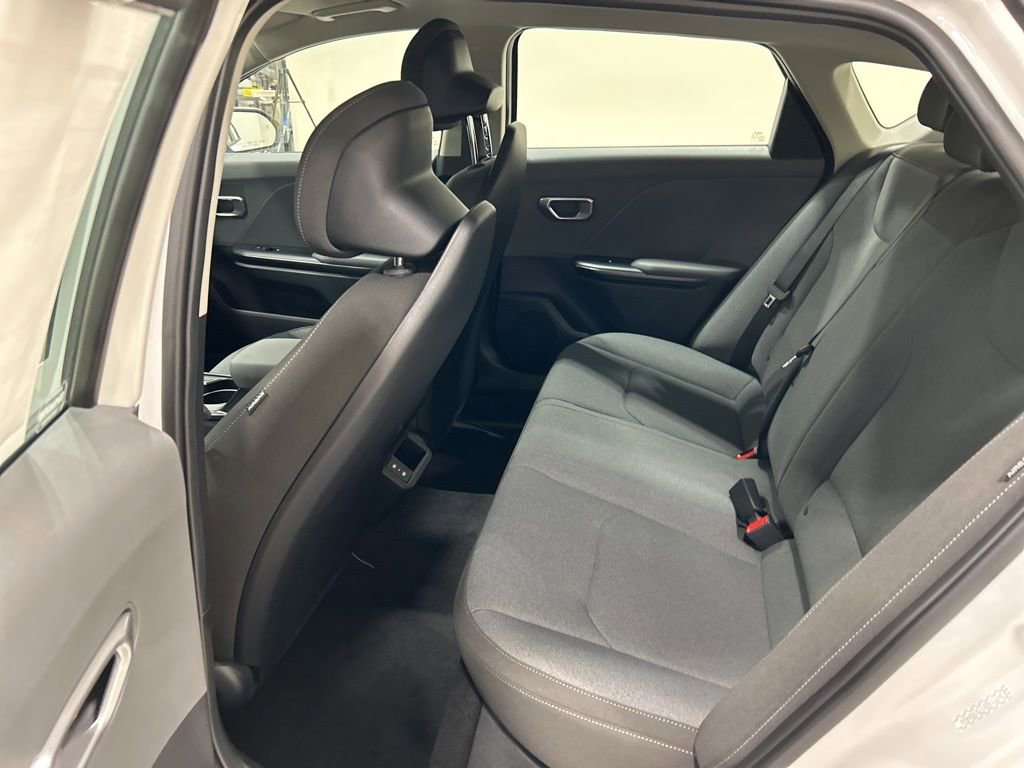 New 2026 Kia K4 LXS image 22
