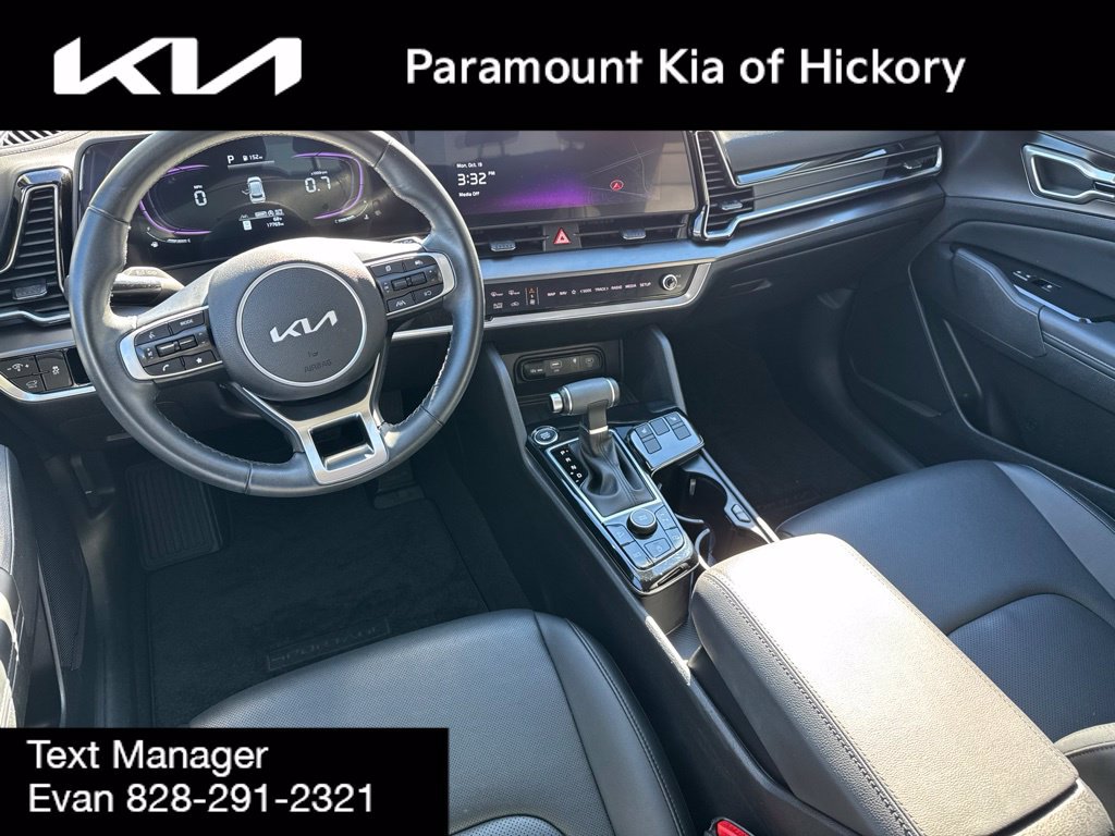 Used 2025 Kia Sportage EX w/ Premium Package FWD image 18