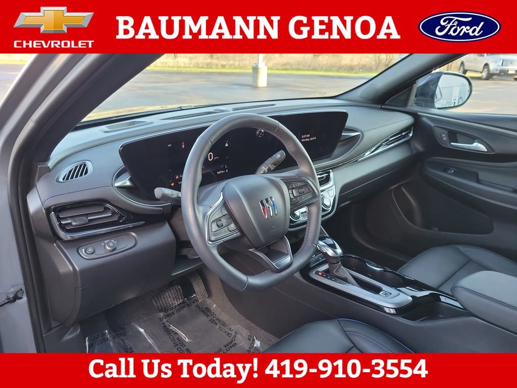 Used 2024 Buick Envista Sport Touring w/ Convenience I Package FWD image 3