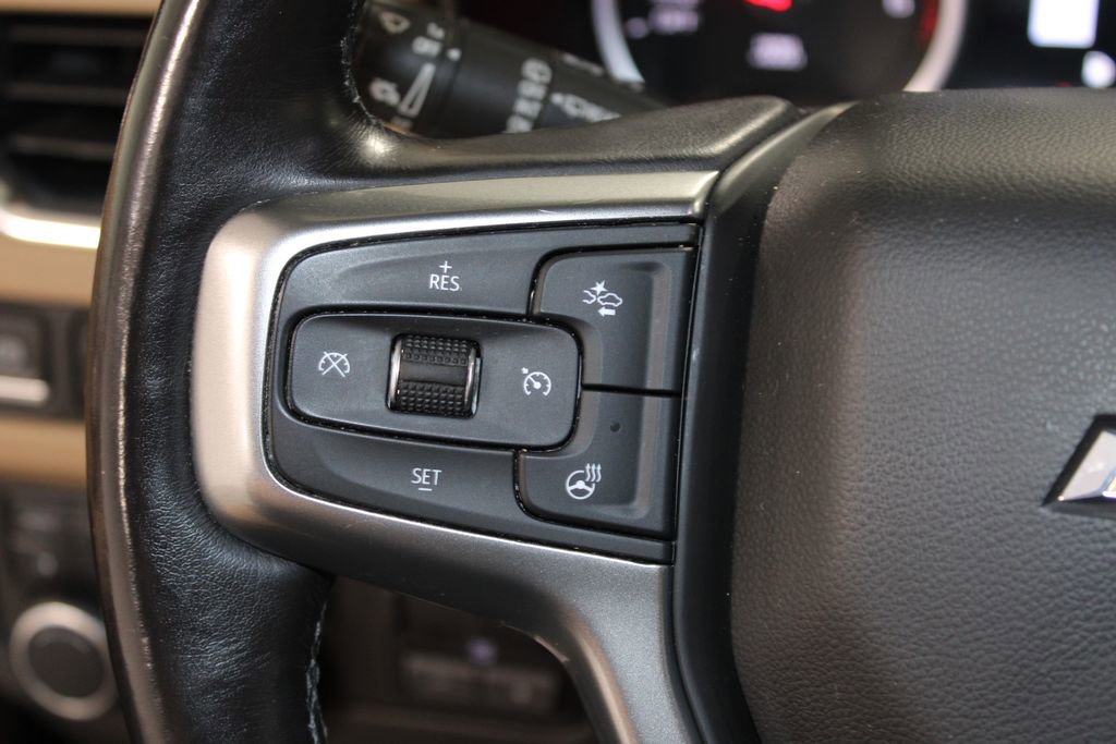 Used 2021 Chevrolet Tahoe Premier w/ Premium Package AWD/4WD image 38