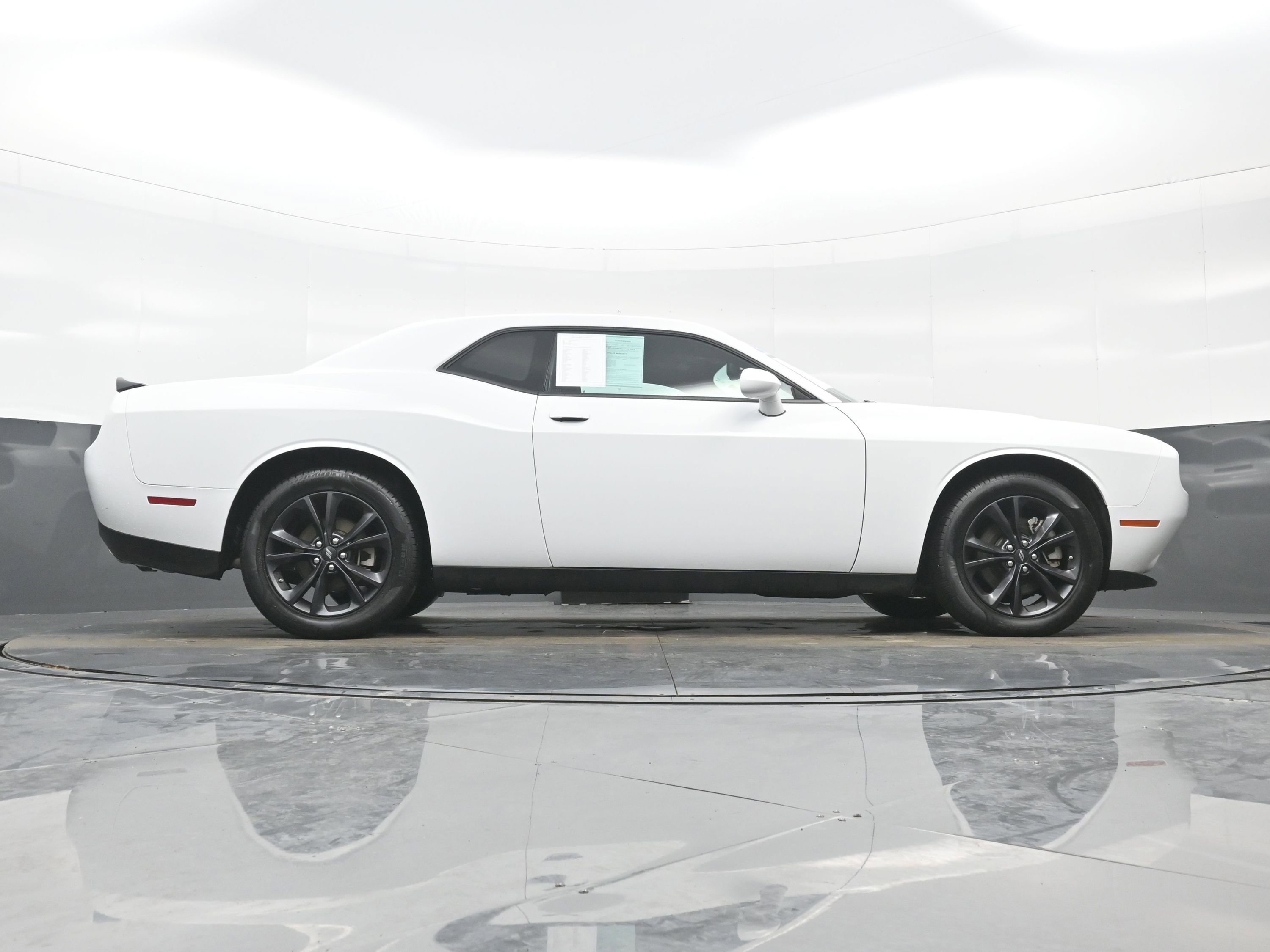 Used 2023 Dodge Challenger SXT w/ Blacktop Package image 28