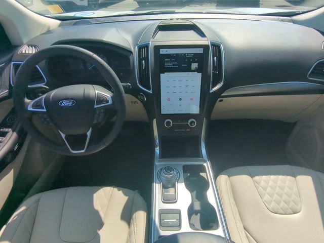 Certified 2023 Ford Edge Titanium w/ Class II Trailer Tow Package AWD/4WD image 16