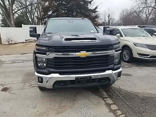 Certified 2025 Chevrolet Silverado 2500 LT w/ Safety Package image 6