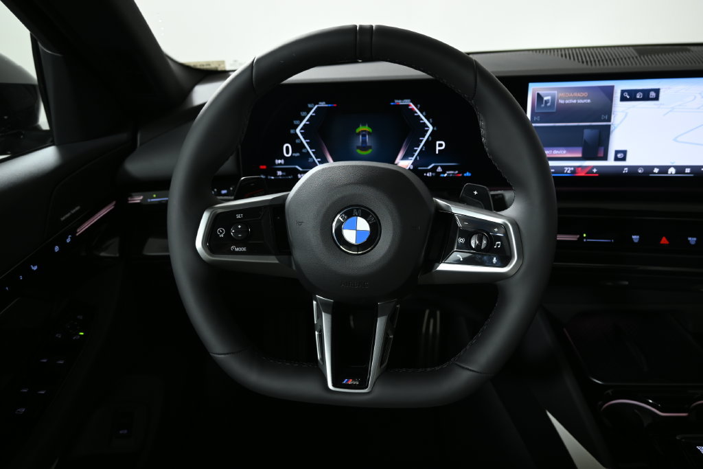 Used 2026 BMW 530i xDrive w/ M Sport Package AWD/4WD image 18