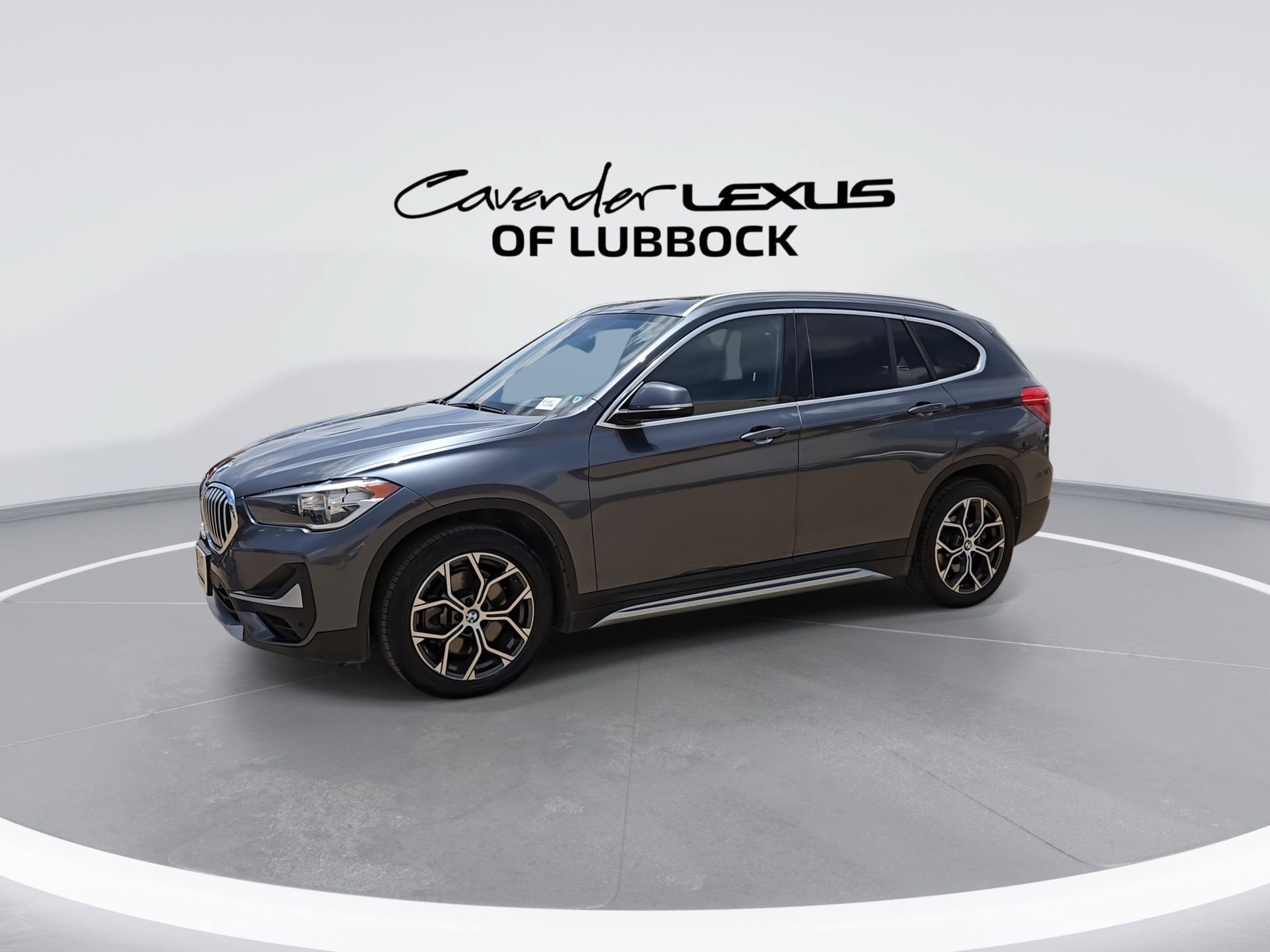 Used 2022 BMW X1 xDrive28i AWD/4WD image 5