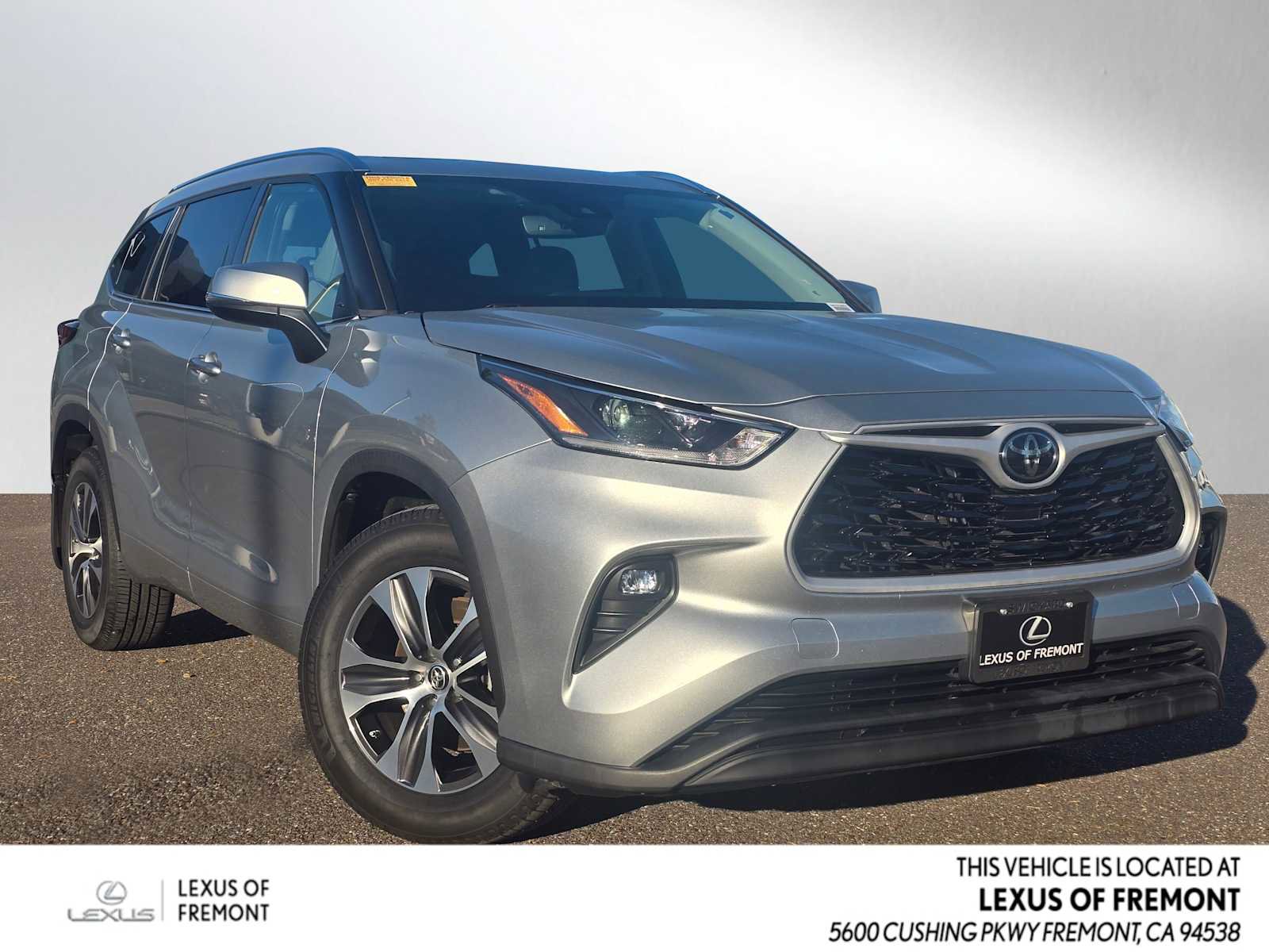 Used 2021 Toyota Highlander XLE