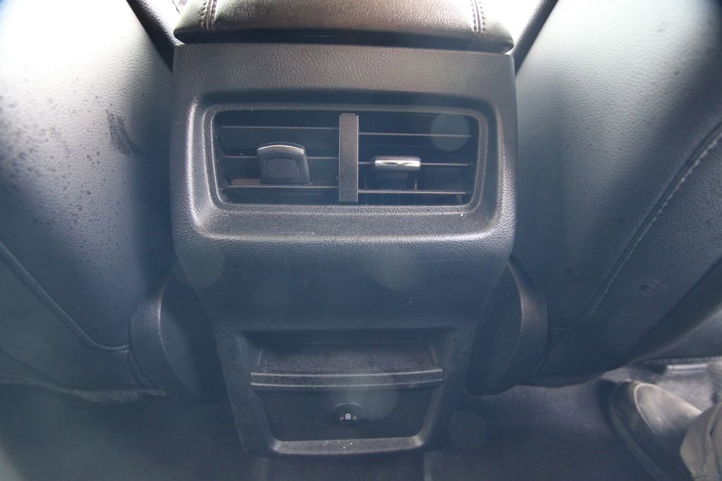 Used 2024 Ford Edge SEL image 35