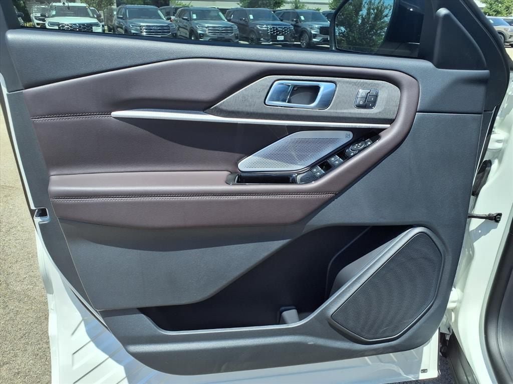 New 2026 Ford Explorer Platinum RWD image 21