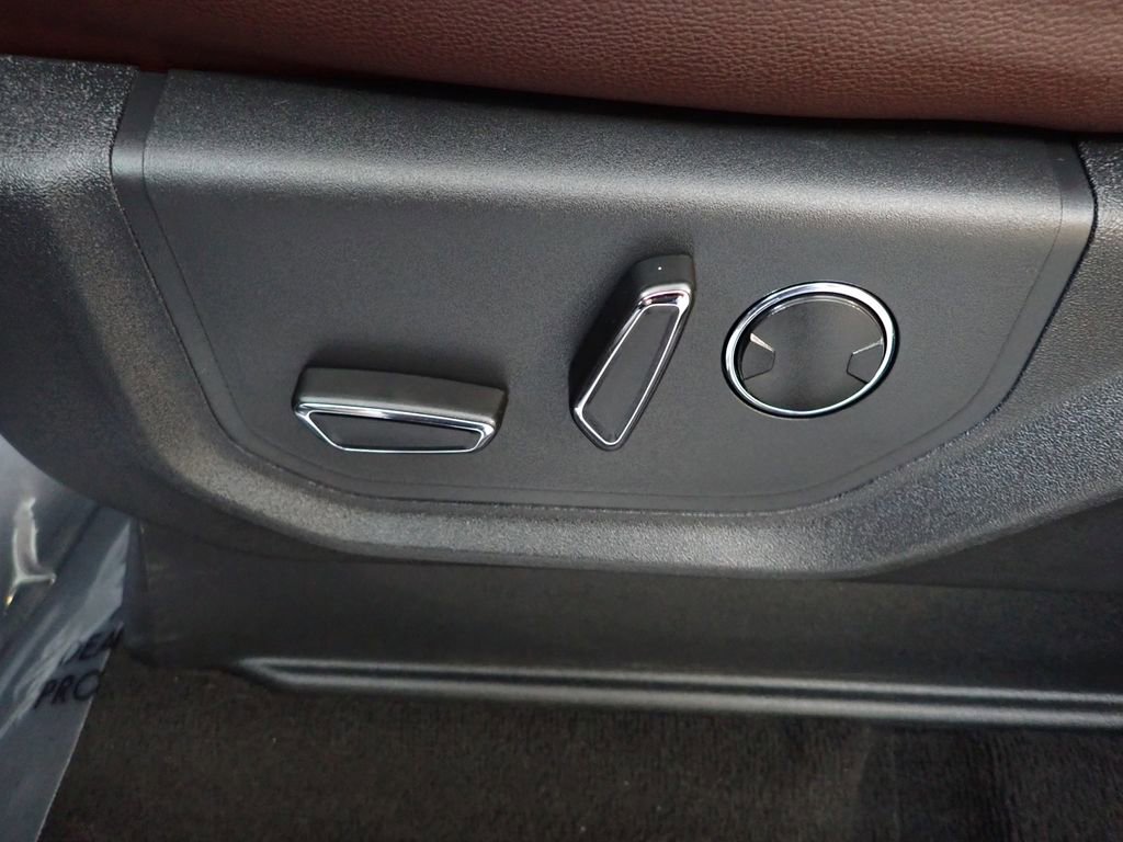 Used 2024 Ford Expedition Max Limited image 26