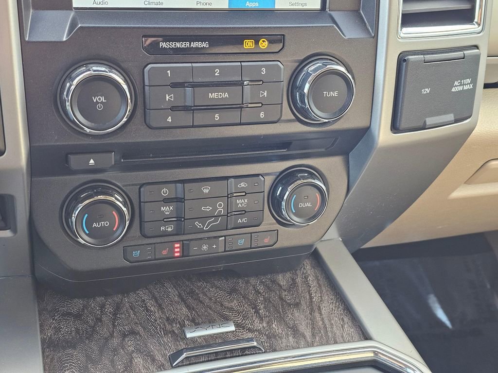 Used 2018 Ford F250 Lariat w/ Chrome Package AWD/4WD image 30