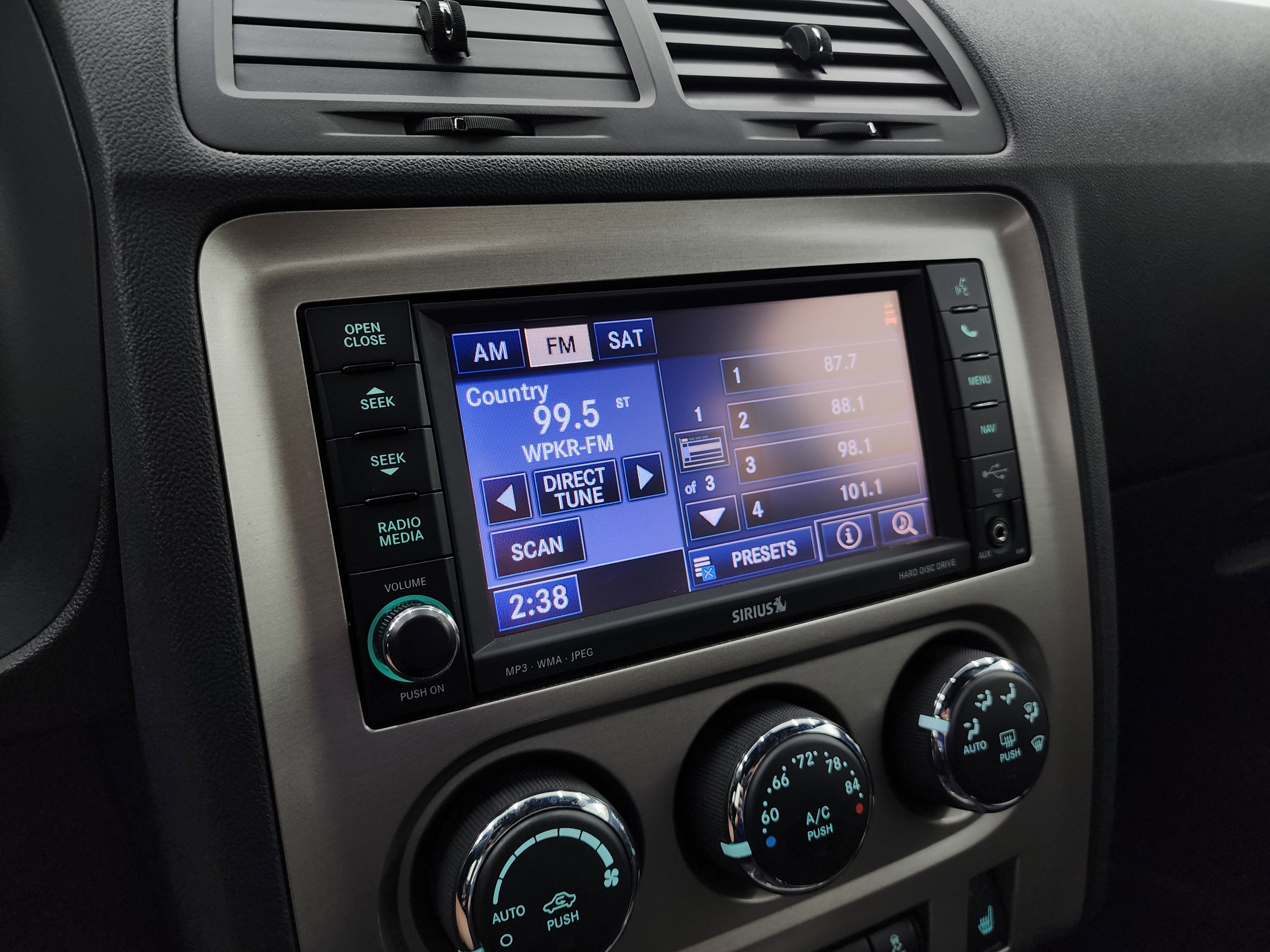 Used 2014 Dodge Challenger SRT8 image 12