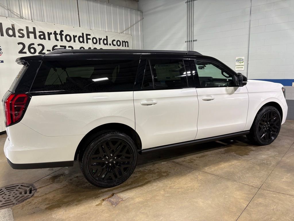 New 2026 Ford Expedition Max Platinum w/ Stealth Performance Package AWD/4WD image 7
