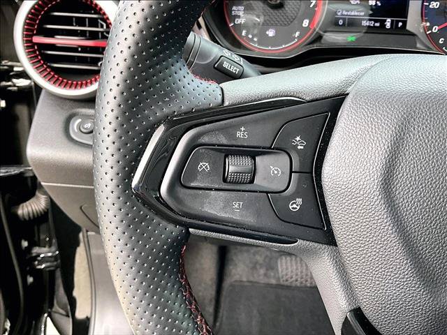 Used 2024 Chevrolet Trax RS FWD image 20