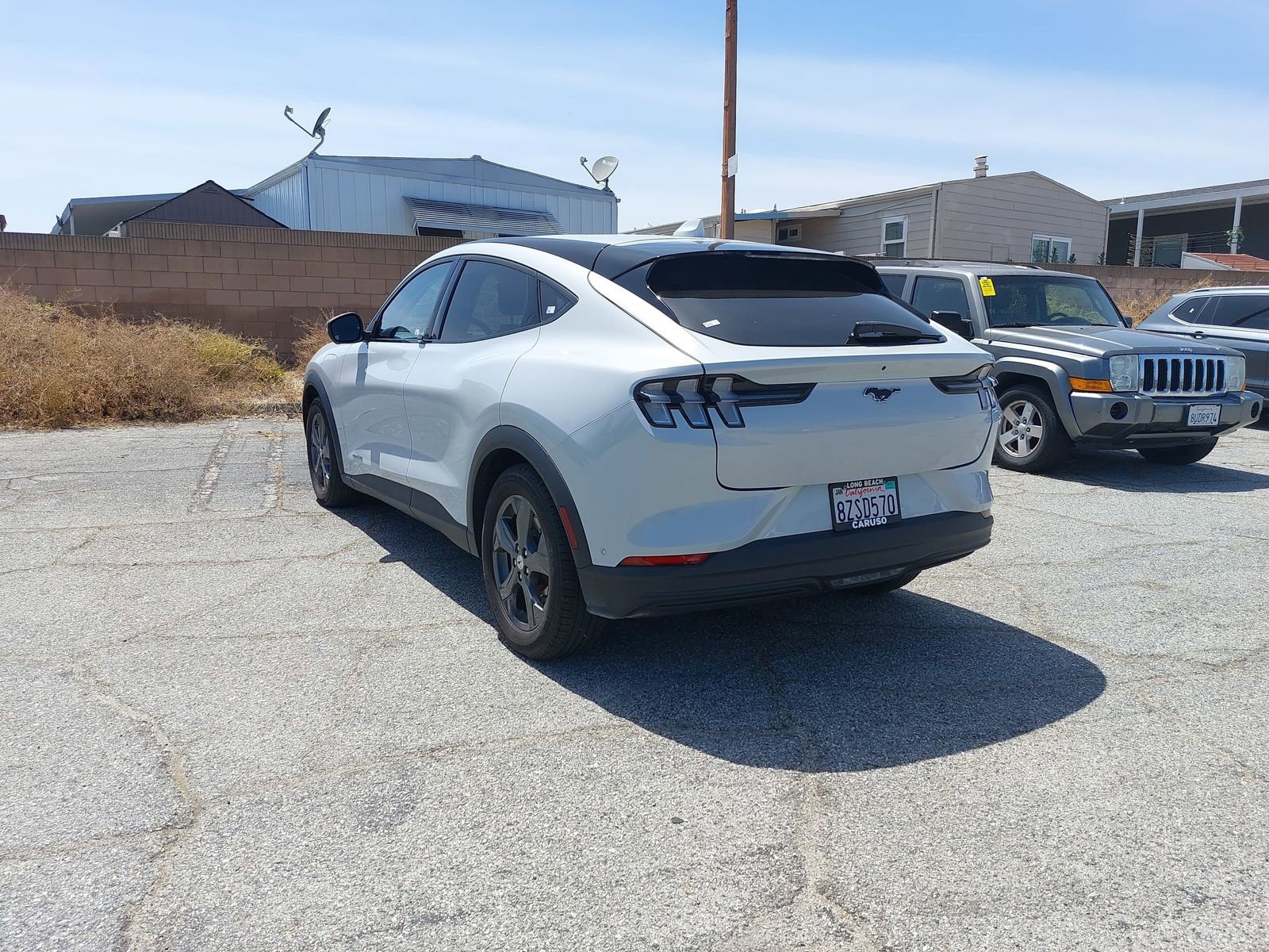 Used 2021 Ford Mustang Mach-E Select w/ Comfort/Technology Package AWD/4WD image 4
