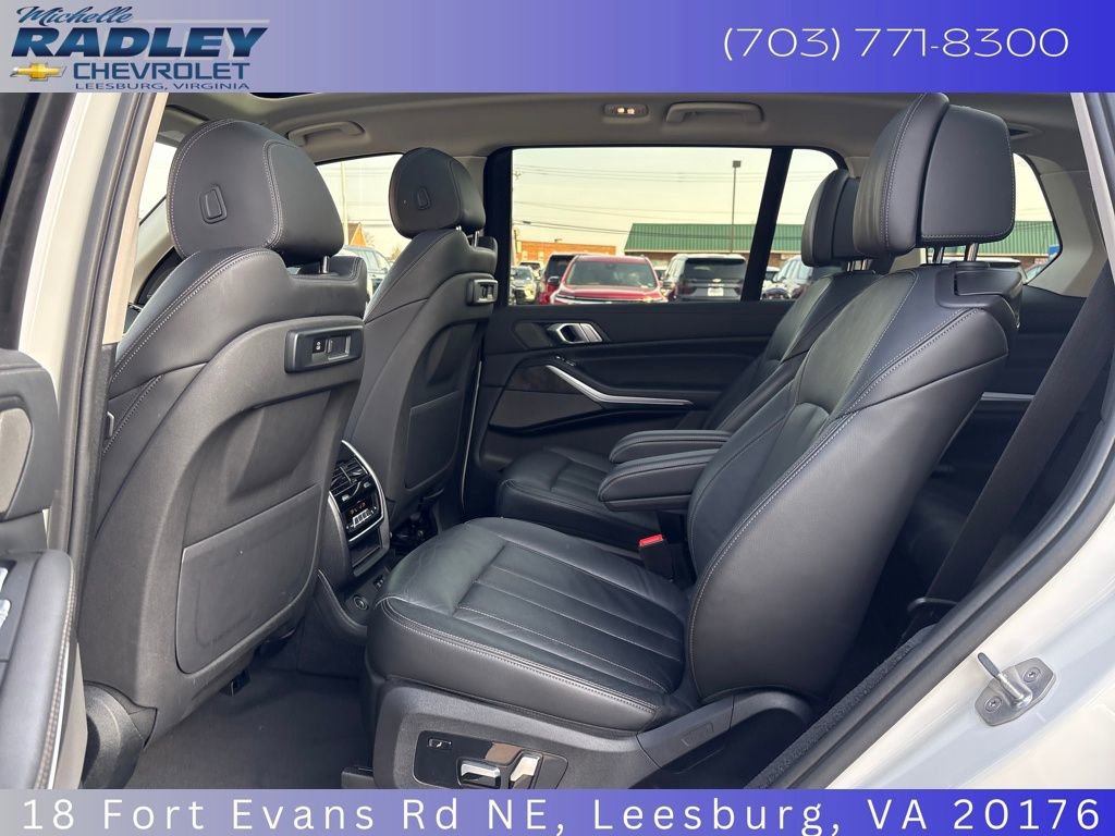 Used 2020 BMW X7 xDrive40i w/ Premium Package image 23