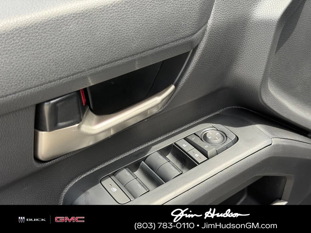 Used 2025 Toyota Tacoma TRD Off-Road AWD/4WD image 21
