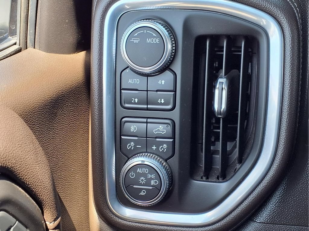 Used 2020 GMC Sierra 1500 SLT AWD/4WD image 17
